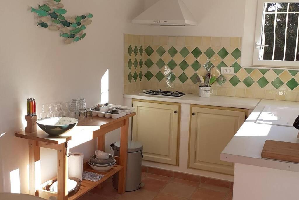 Gîte provençal indépendant avec piscine chauffée : LE SUY BIEN Flayosc Extérieur photo