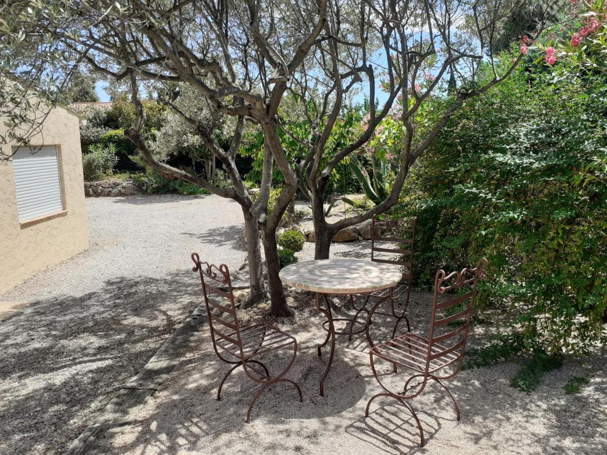 Gîte provençal indépendant avec piscine chauffée : LE SUY BIEN Flayosc Extérieur photo