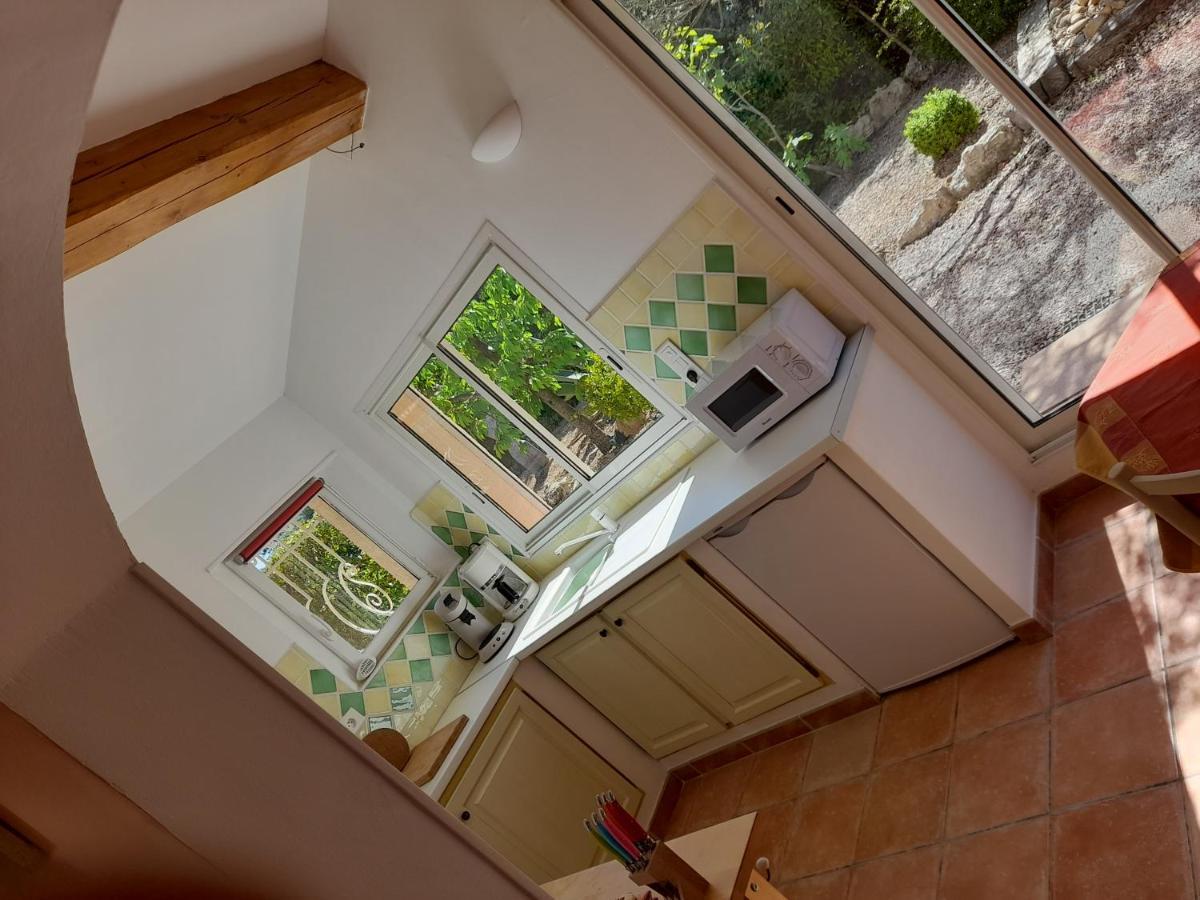 Gîte provençal indépendant avec piscine chauffée : LE SUY BIEN Flayosc Extérieur photo