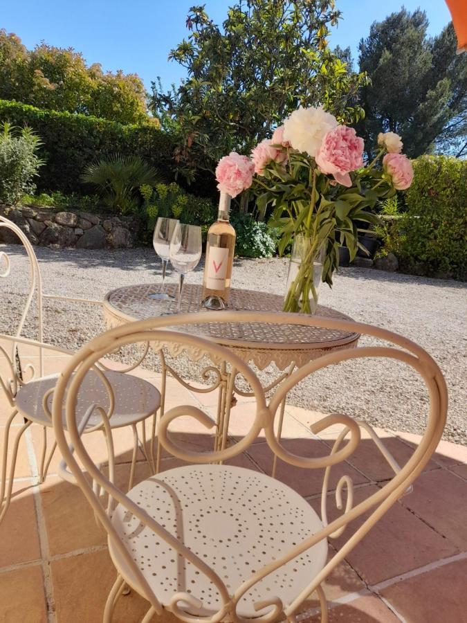 Gîte provençal indépendant avec piscine chauffée : LE SUY BIEN Flayosc Extérieur photo